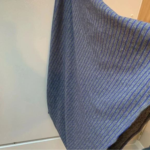Lululemon Blue Grey Striped Snap  Up Scarf - Picture 3 of 5